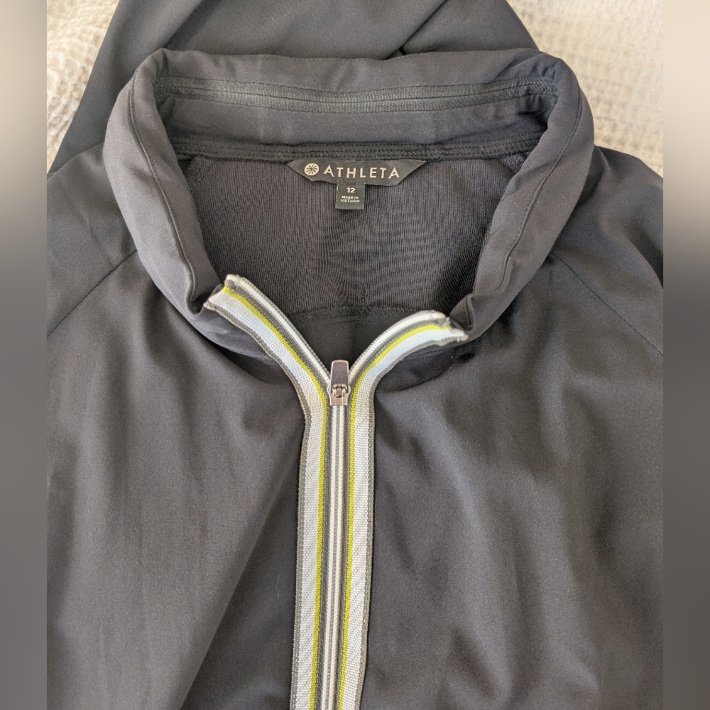 Athleta "Dipsea" Romper Front Zipper Striped Black Jumpsuit size 12 - Picture 9 of 15
